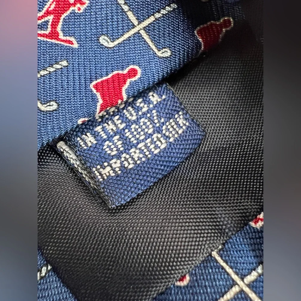 Vineyard‎ Vines- Blue Tie with Red and White Pattern, 100% Silk
